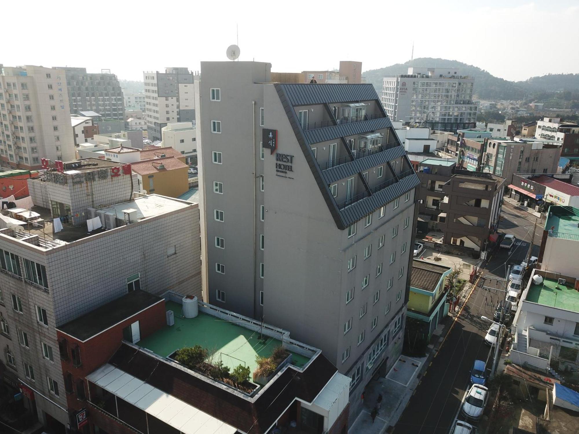 Hotel Rest Seogwipo Exterior photo